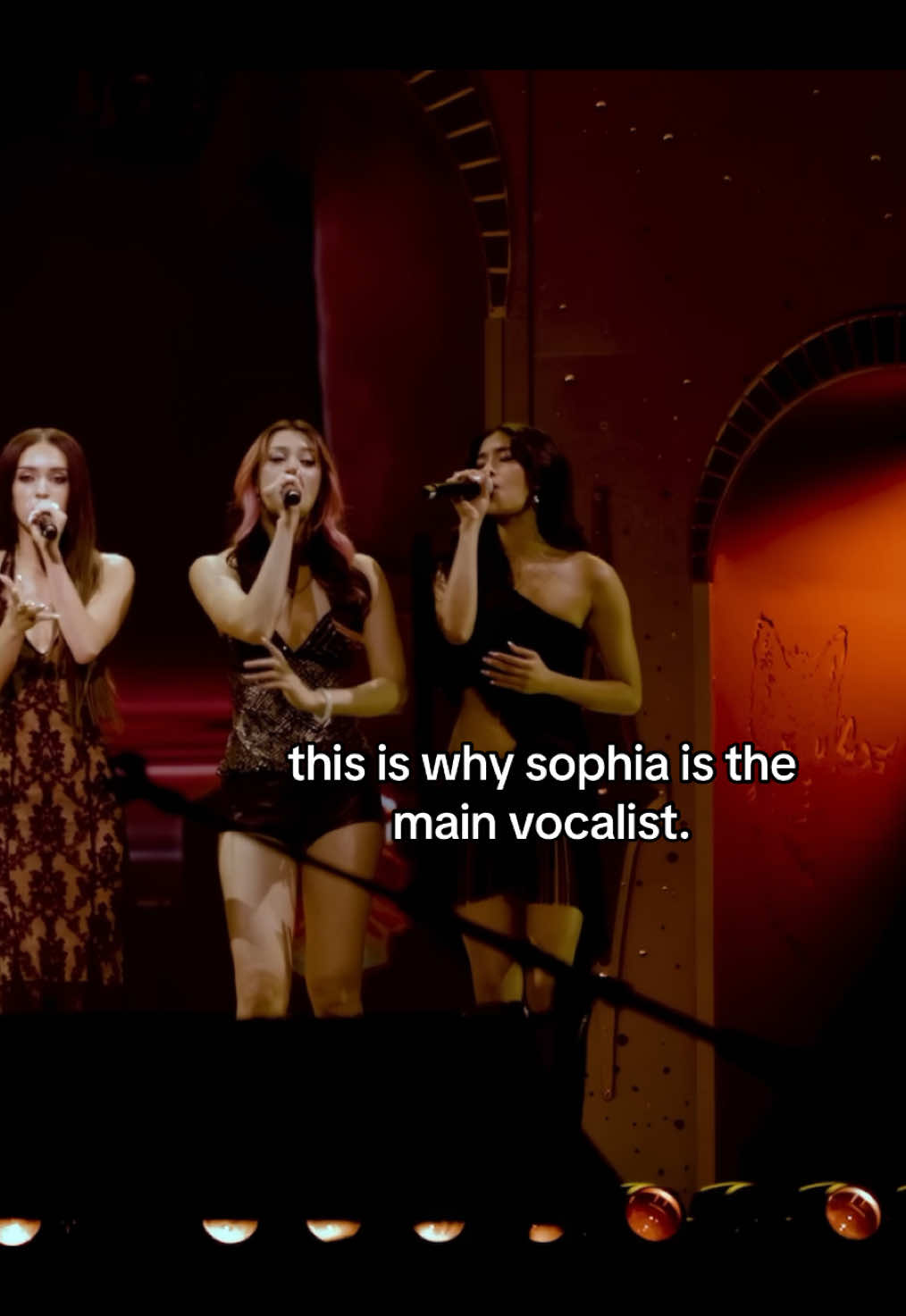 her voice in this part of gabriela 😻🙈 #katseye #katseye_sophia #singing #viral #fyp @KATSEYE 