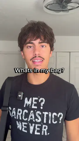 Whats in my bag? #TikTokLearningCampaign #PersonalFinance #fyp 