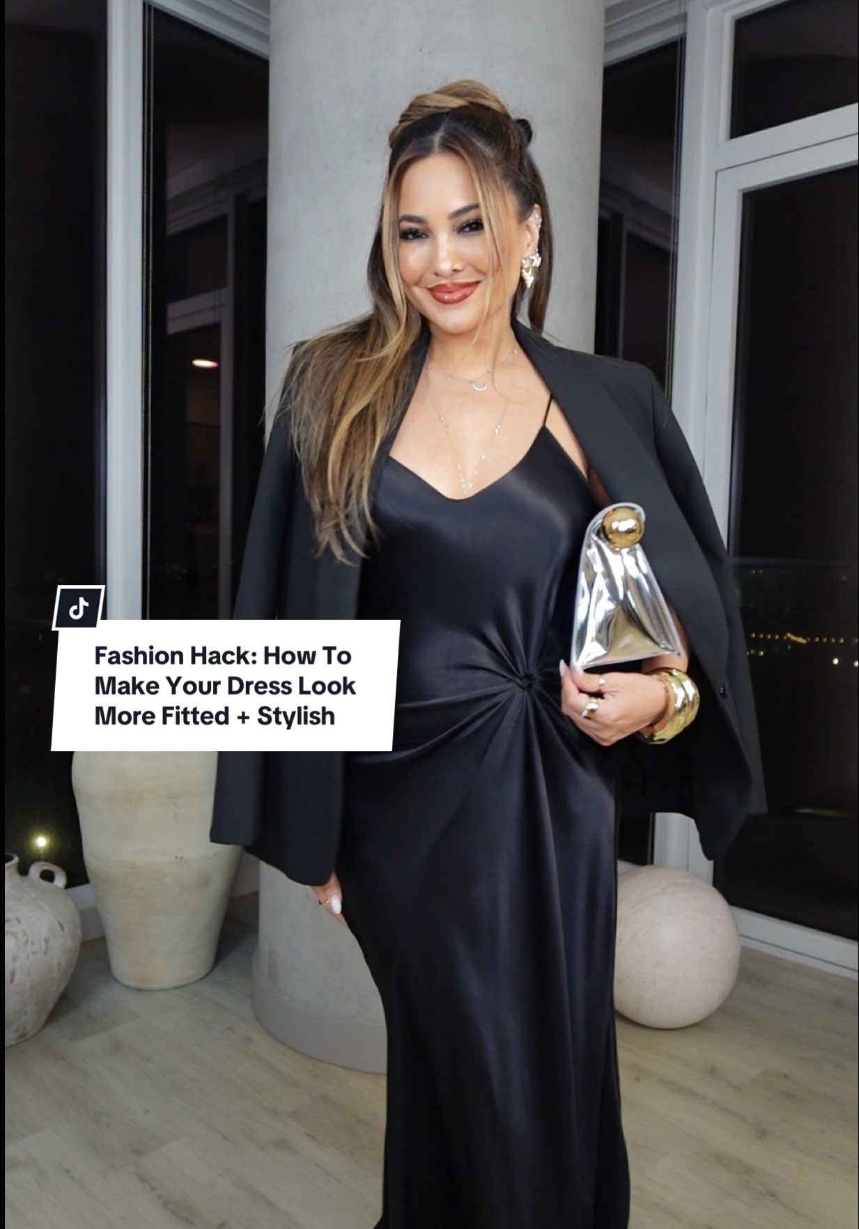 Fashion Hack: How To Make Your Dress Look More Fitted + Stylish ✨ Rate this fashion hack from 1-10 ✨ Recreated one of my favorite fashion hacks! I even did this Live on the Third Hour of the Today Show for a fashion segment✨ Learn how to make your dress look like it’s altered for your body! All you need is a hair tie, & a thin large bracelet!  The more material that needs to be synched, the bigger the bracelet should be.  You can also do this with oversized tops and skirts as well 🦋 TAG someone who would love this video, & don’t forget to save this video to refer back to when getting ready • #fashionhacks #grwm #OOTD #styletips #fyp   