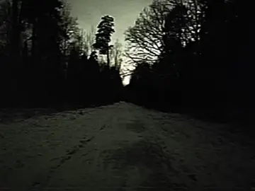 название стиха: пытался найти