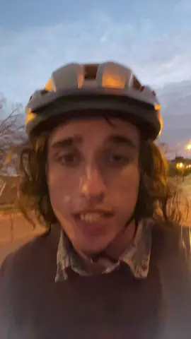 Answers please #halloween #halloweencostume #helpme #scared #nervous 