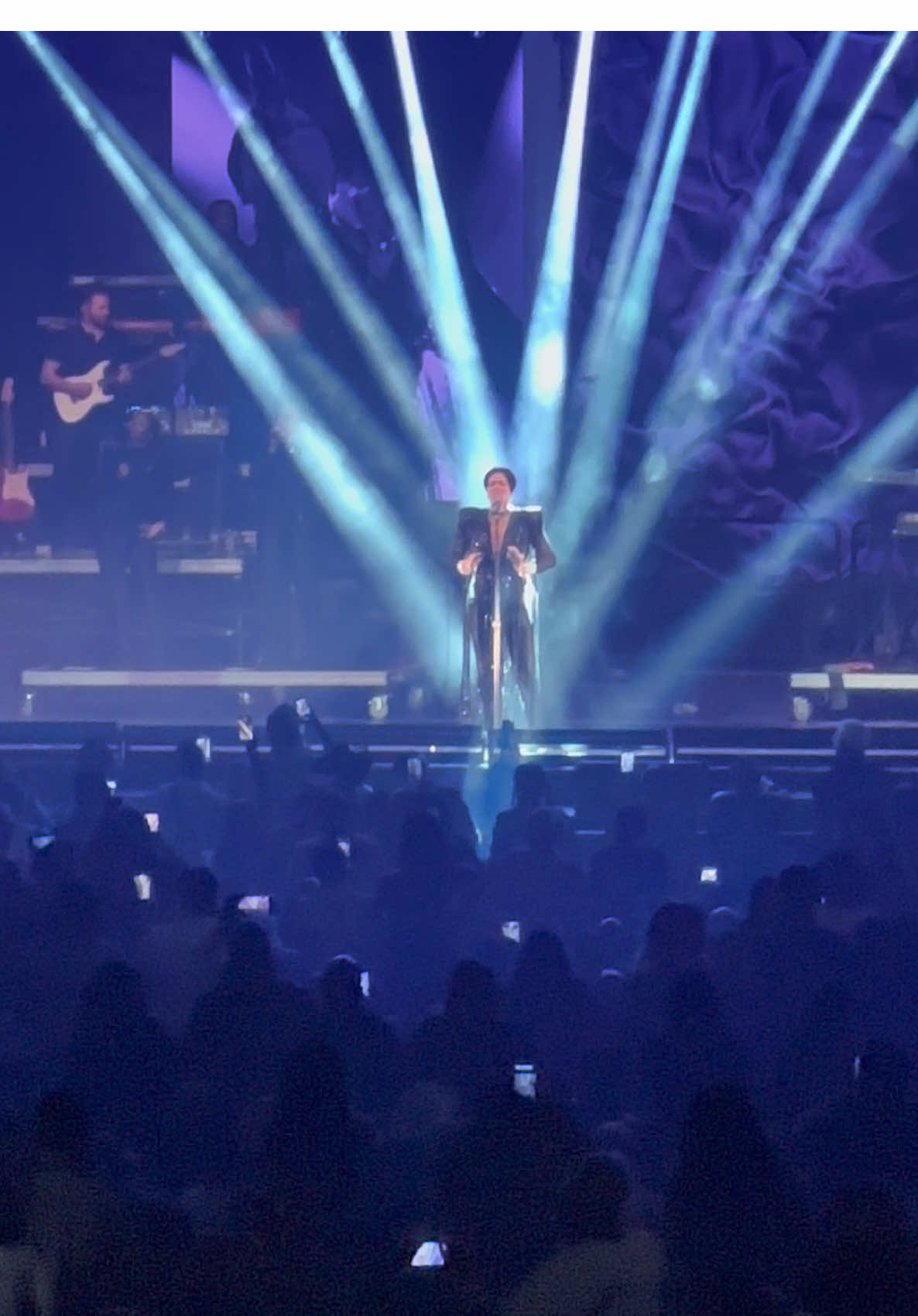 Concert Recap Mics were ON!! 🖤#concert #fun #besties 