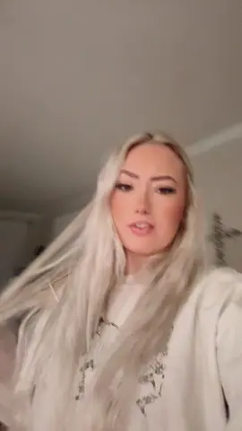 I’m obsessed with this song lolll.      #lilwayne #howtolove #howtohate #rap #movingon 