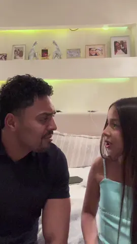 Nível de Maturidade de Todo Pai de Menina👆🏼 O halloween passou, mas o terror começou hoje🤦🏻‍♂️O dia mais temido de todo pai😩 Tem mais algum pai aqui com essa mesma maturidade??? IB: @orobinholima