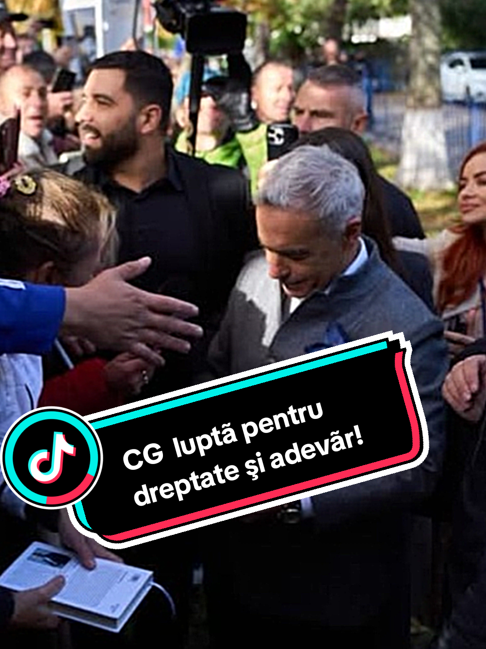 @calin.georgescu.real se luptã pentru dreptate şi adevãr! În schimb ceilalți vor doar putere  şi bani#romania🇷🇴 #fylpシviral🖤tiktok #creatorsearchinsights 