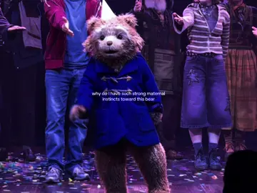 How is this bear so cute?! #Paddington #paddingtonthemusical 