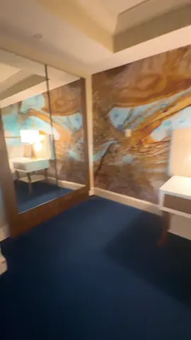 Room tour del Mandalay Bay in Las Vegas 😉@thepawk #RoomTour #mandalaybay #vacation#vegas2025 