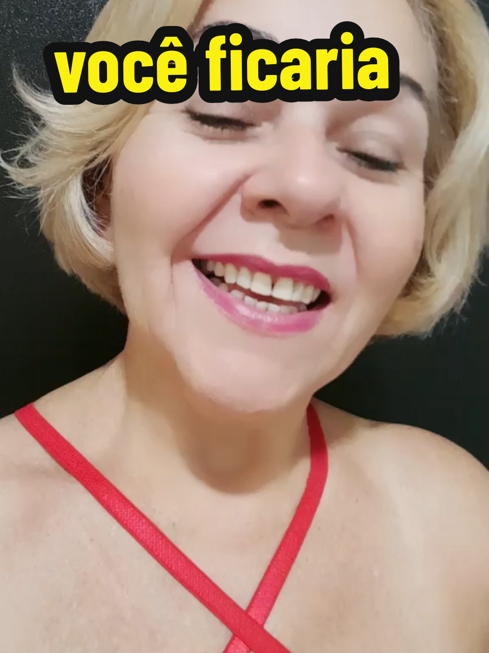 você ficaria com uma coroa gostosa kkkk. #coroasnotiktok #LuAvilaoficial 