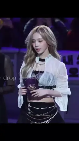 ញុមឈប់ឆ្ងល់ហើយថាមិចបានអាវីន ខ្លាចម៉ាក់ចន្ទ្រា🙂#karina #winter #jiminjeong #winrina 