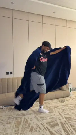 والله مو طبيعي😂😂😂 #الشاليه_الجخ 