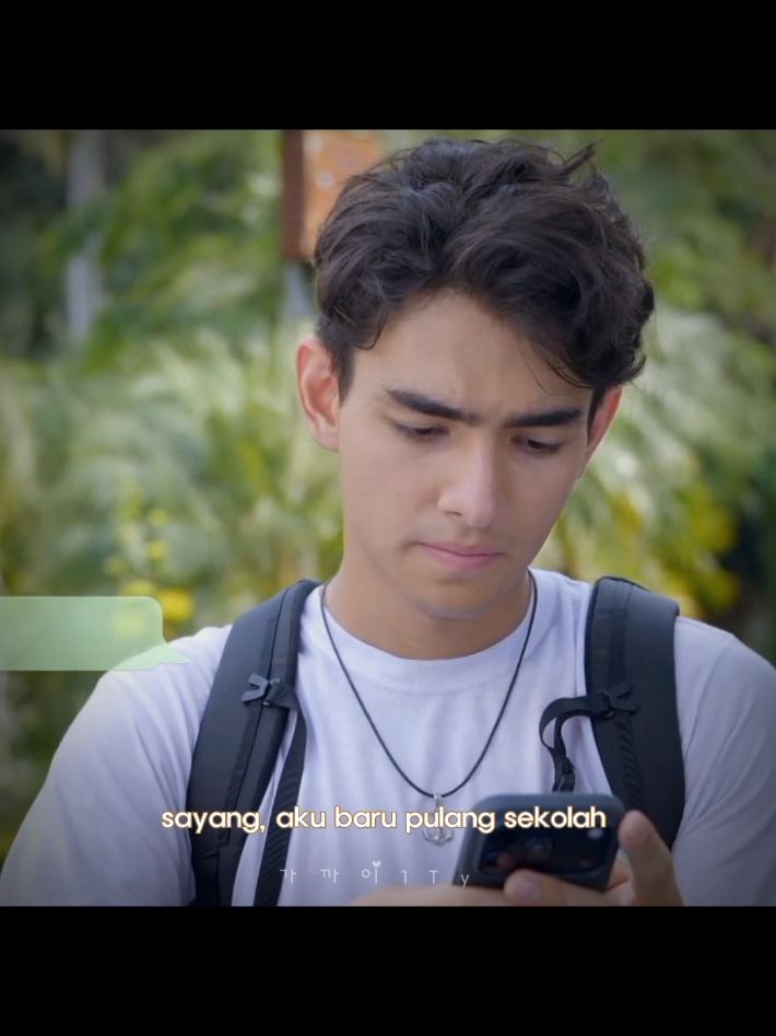 Menghilang tanpa jejak  Baru sehari udah meriang 😆 #harqeel #aqeelacalista #harryvaughan