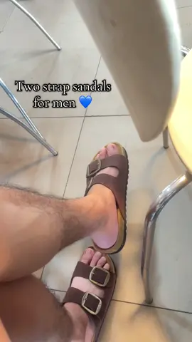 T-shirt, short tapos etong sandals na to suot mo👌🏻#sandalsformen #sandals #twostrapsandals #shutasandals #fyp 