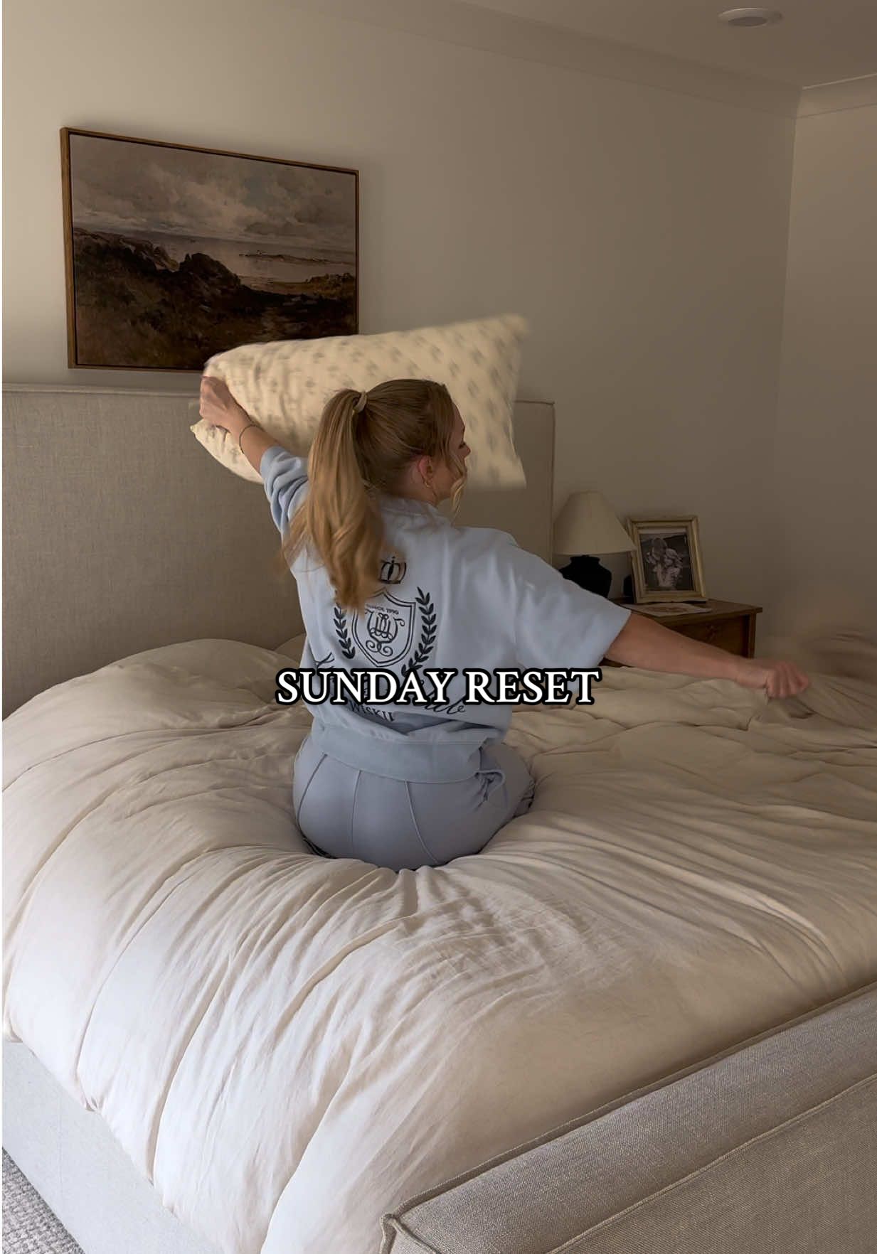 Time to reset this house for the week ahead!  #sundayreset #deepcleaning #cleaningmotivation #houseclean #momof4   @WISKII Active @Dyson USA @Clorox @Procter & Gamble @Scrub Daddy @Ruggable @Cozy Earth @Loloi Rugs 