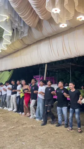 Moleba lulo viral kendari #fyp #viral #fybシviral #molulo #lulokendari 