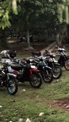 🤩😍🫦 #4u #xyzbca #poswan #twostroke #properstyle 