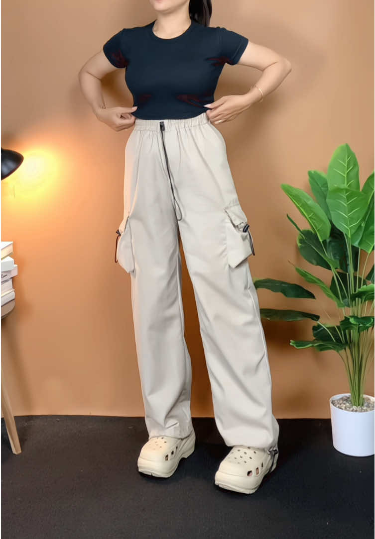 Cargo cream 😍 #celanakargo #cargopants #celanawanita #celanaunisex #outfitideas 