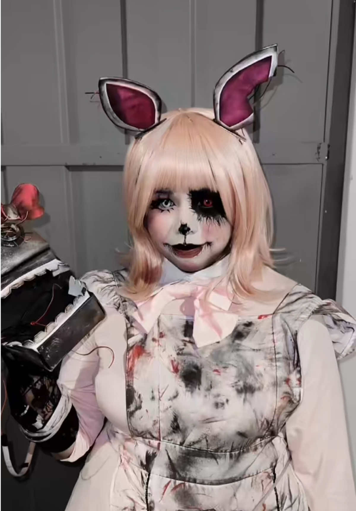 Chica Cuy Cosplay Mangle FNAF 😱🐹 #chicacuy #fnafcosplay #halloween #recuerdos 