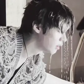 #LEEKNOW [spc: leeknow.aep/Twitter cc: mine (link in bio)] #flmsbydrea #leeknowedit #trendingeditaudio #skzedit kpop lee know edit fyp viral trending edit audios skz 