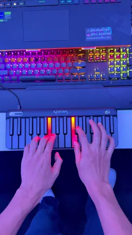 POV: That one song you couldn’t escape👀 Keyboard is in bio for yall with all sounds💯 #fyp #nostalgia #nostalgiacore 