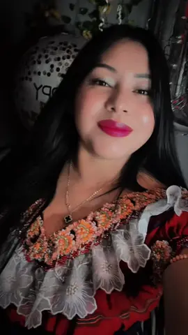 🎂 🍂🍁 muy agradecida con Dios, por otro año que me ha regalado y por mi pequeña familia 🍰🥰🫂🎁🍁##viralvideo##recuerdos#