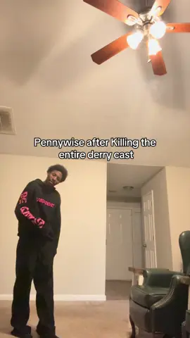 Bro was not playing with them kids 😭🫩#welcometoderry🎈 #pennywise #horrortok #IT 