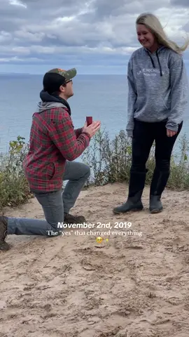 Can’t believe it’s been 6 years since Austin asked me the easiest question in the world, and I of course said yes 🥹 #marriage #proposal 