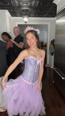 These kids are losing it! #tiktokfamily #motherdaughter #couplegoals #fatherdaughter @LIVYYYYY_B @MattieB 