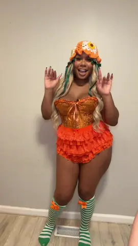 Bestie 🍊+🍓 #strawberryshortcake #orangeblossom #halloween 