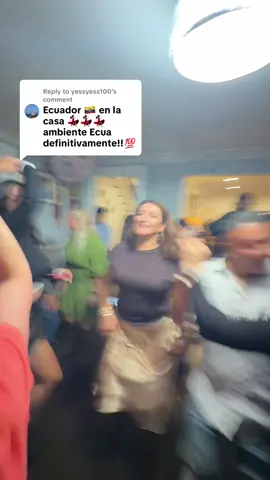 Replying to @yessyess100 ❤️💛💙 I would choose to be born Latina in every lifetime 😍 Hispanic family parties >>> #latinos #latinosenusa #latinos 