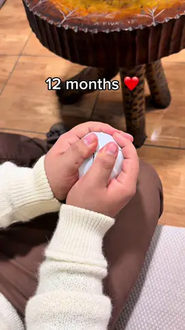 The perfect anniversary gift 🥹✨ #couples #memories #personalizedgifts #anniversarygift #videosphere 