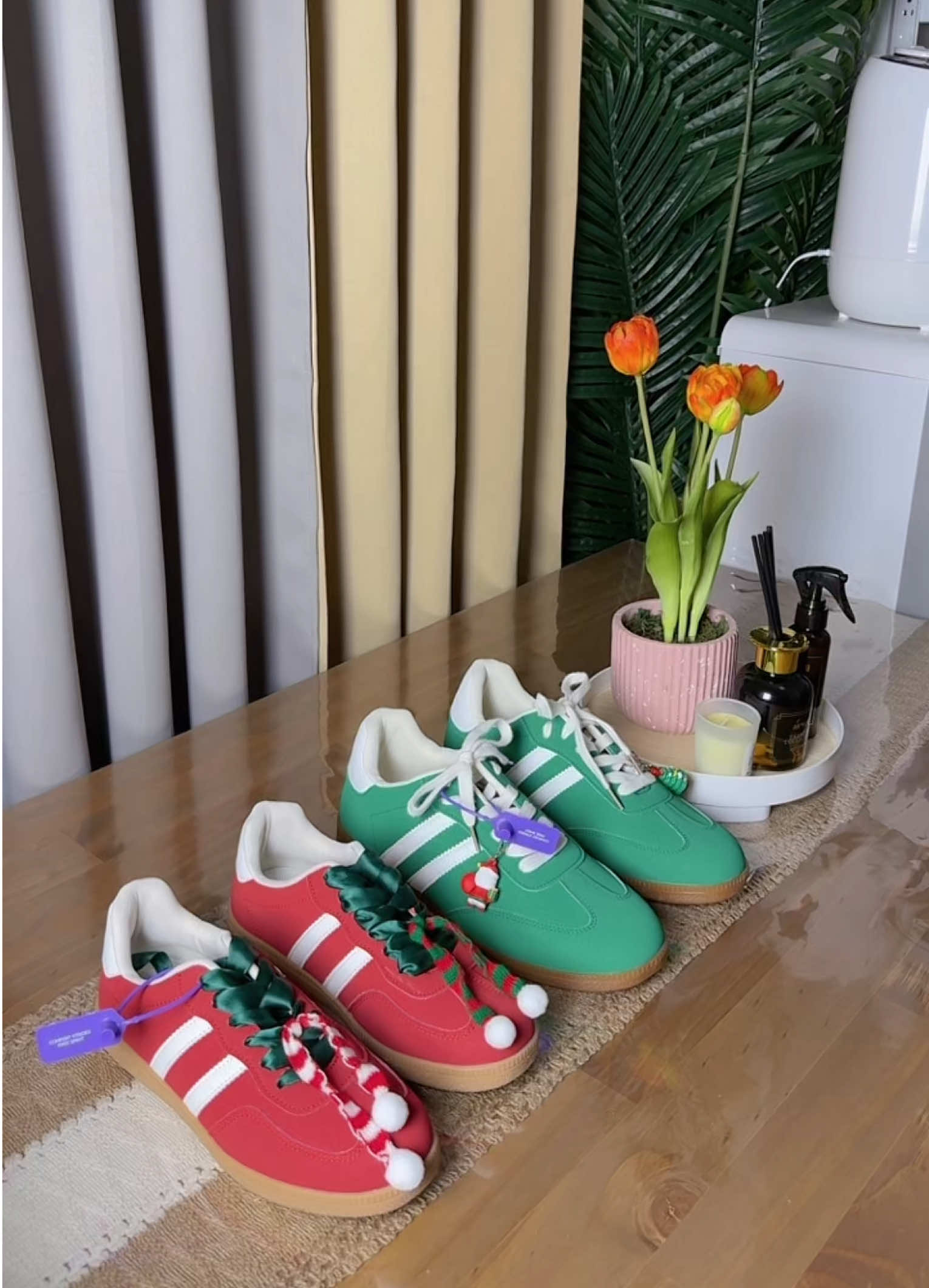 The new Christmas Limited Edition from @Corolla shoes 👟🎄🎅🏻 #corollashoes #limitededition #newrelease #shoesformenandwomen #corollashoesofficial 