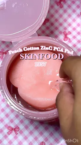 Toner pad you must have 🍑@skinfood_global @skinfood__influencers @YesStyle @YesStyleInfluencers #skinfood#pinkskincare #kbeauty #tiktokmademebuyit #creatorsearchinsights 