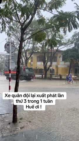 Lịch sử . 3 lần nước lụt trong 1 tuần . Huế ơi !