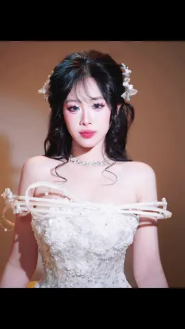 Hpbd 🎂🎉cô gái tuổi 20 của mẹ ❤ Chúc con tuổi mới luôn xinh đẹp,mạnh khỏe,bình an ,hạnh phúc và có một cuộc sống như ý nha nha...😘😘😘