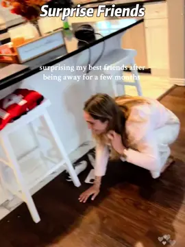 A surprise meeting with good friends#Homecoming #homecomingsurprise #greencard #thankful #surprise #reunion #bestfriendsurprise #bestfriend #friendship #goals #motivation #tiktok #cominghome #imcominghome #usa