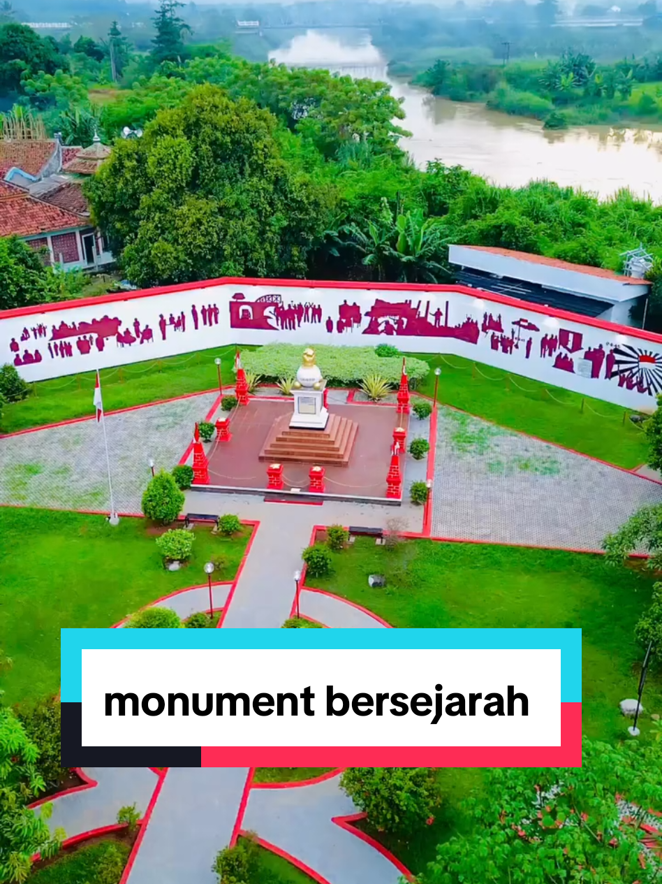 Tugu Proklamasi Rengasdengklok  Monumen bersejarah yang ada di Rengasdengklok  Tugu Proklamasi Rengasdengklok yang tidak amat jauh dari wilayah kec.pebayuran dan dapat di akses melalui jembatan penghubung antara Pebayuran_Bekasi Dan Rengasdengklok_karawang.  Siapa nih yang suka sejarah dan suka bolak balik ke Rengasdengklok ayo hehehe.. 🎥 Alang Famellow   #sejarah #kemerdekaanindonesia #tugurengasdengklok #pebin19 #kecamatanpebayuran 