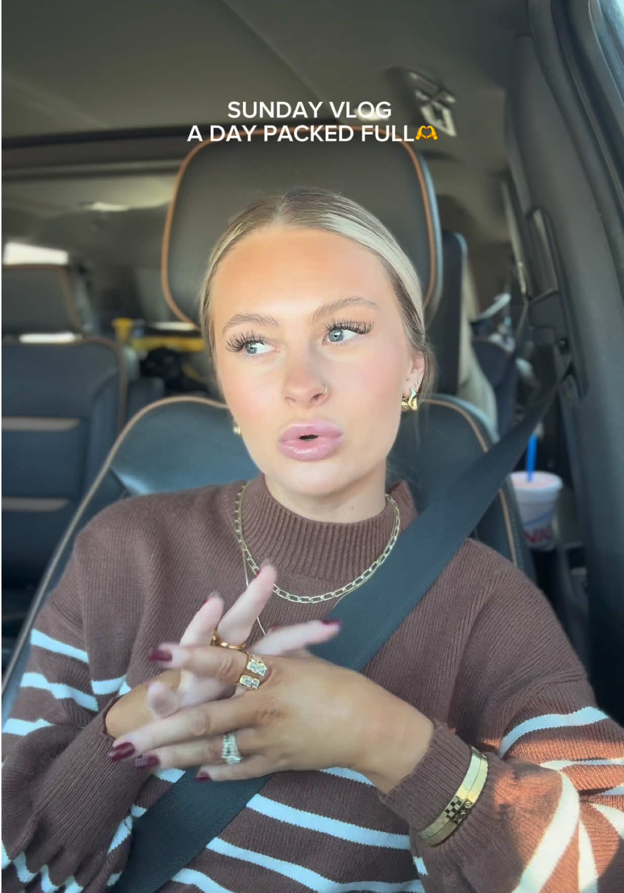 And now it’s 7:45pm and the time change has me all crazy and we are going to sleep! Goodnight!❤️😂 #ditl #timechange #momerrands #shopping 