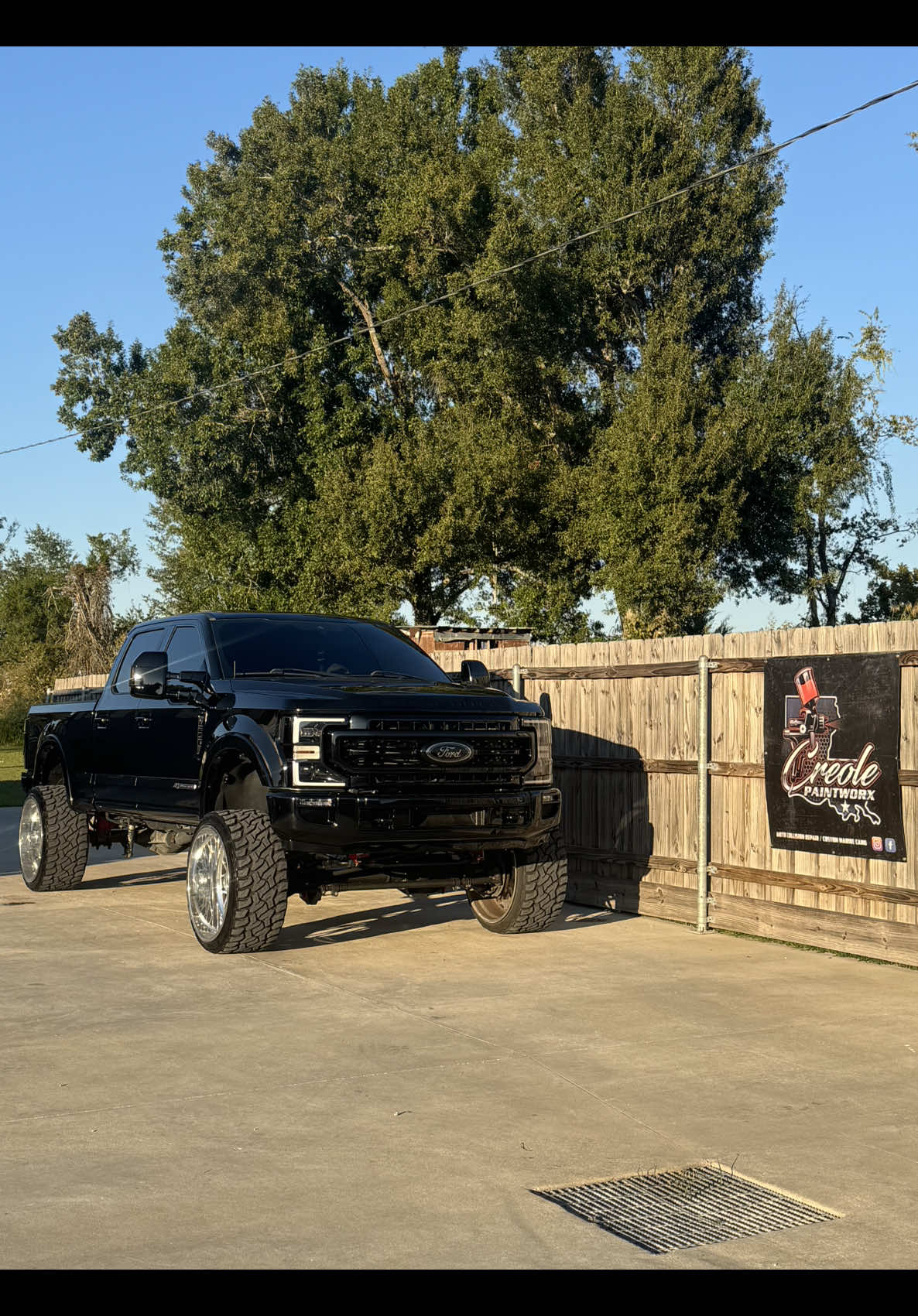 Creole Paintworx knocked it out the park🔌🔌 #alumaduty #cleanasfuck #creolepaintworx #tren #bdssuspension @Eric Hebert 