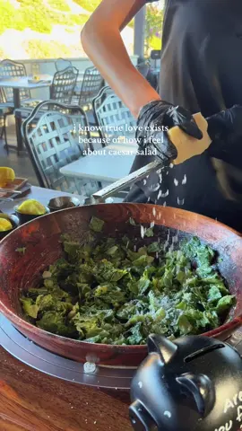 experienced tableside caesar salad and i’ll never be the same ❤️ #caesarsalad #caesar #Love 
