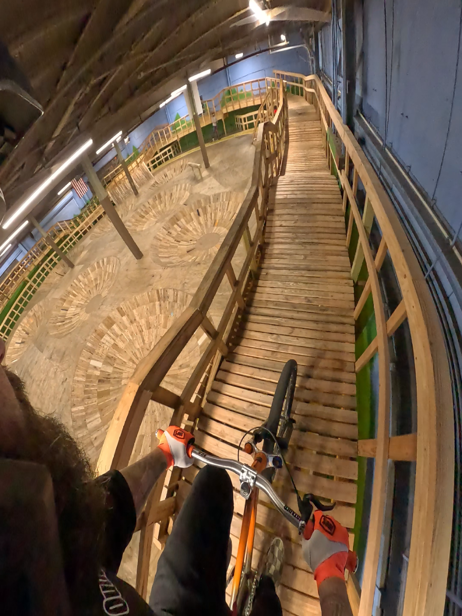 space mountain at Ray's mtb with special guest @Coop  #djtiktok #spacemountain #raysmtb ll