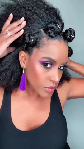 Our Aunt Jackie's Don't Shrink flaxseed gel pairs perfectly with your protective and fun styles! Check out this style by 😍 #hairinspo #curlinggel #heyyyauntie