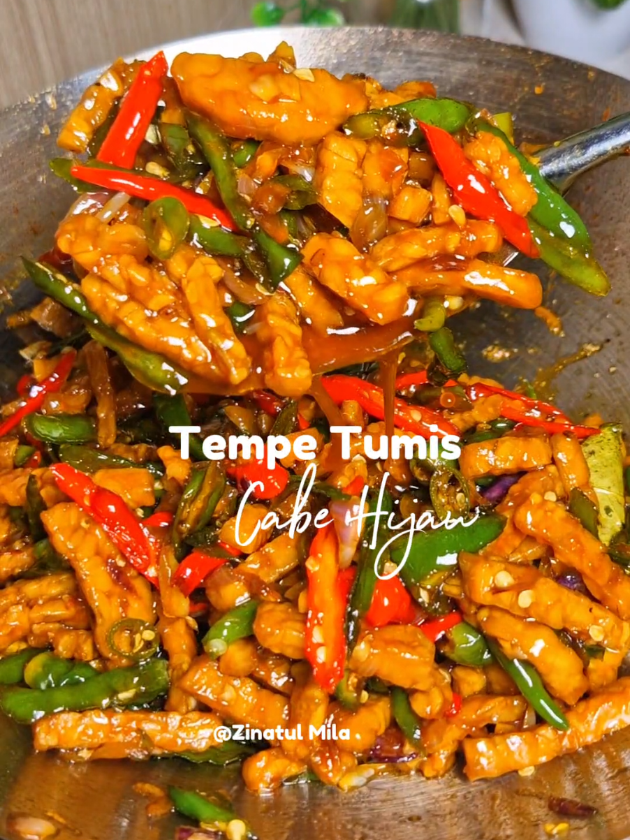 olahan tempe favorit suamik 🩷 diawur awur nasi anget enak bangeetttt  #tempecabeijo #osengtempe #masakansederhana #masakansimple #fyppppppppppppppppppppppp 