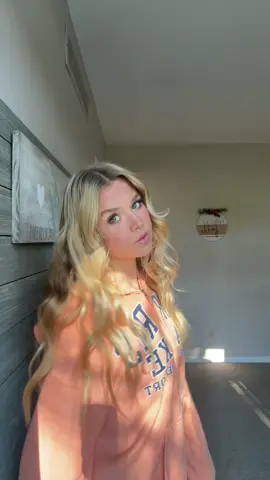 halloweens over now #somebodieswatchingme #halloween #greeneyes #inspo #fypシ 