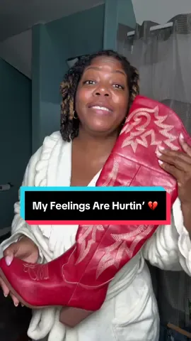 These boots ain’t for us with the thick legs 😩 #cowgirlboots #westernboots #ttsnortheast #tiktokshopcreatorpicks #tiktokshopblackfriday 