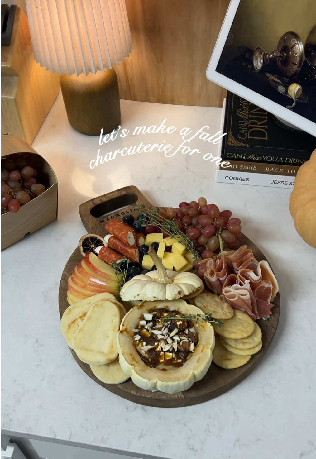 making use of my pumpkins now that halloween is over🍂🍎 #charcuterie #fallinspo #charcuterieboardsoftiktok #fallaesthetic 