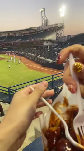 Ayer fui con mis amigos a ver a los @Águilas de Mexicali jugar y de paso un blog Jijij #baseball #stadium #fyp #viral #baseballgame 