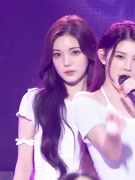 yuha visual is a masterpiece #yuha #hearts2hearts 