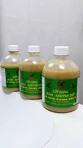 Mùa lạnh này nhà nào cũng nên sẵn 1-2 chai cốt gừng tràm khuynh diệp . Nó giữ ấm cơ thể phòng cảm lạnh rất là tốt #cotgung #cotgungtramkhuynhdiep #giuamchobe #giuamcothe 