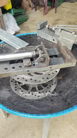 vam kẹp nhanh DIY, vam kẹp thông minh từ sắt vụn 