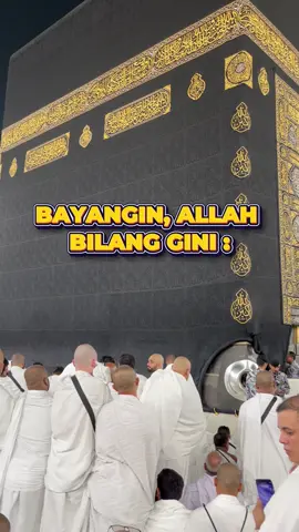 “Kemarilah… kan kau juga manusia…” 🤍✨ Di depan Ka'bah ini, semua topeng runtuh. Tidak ada yang paling kuat. Tidak ada yang paling sempurna. Hanya hamba… yang pulang kepada Rabb-Nya dengan hati penuh luka dan harap. Kadang kita lupa, kita hanya manusia. Tersandung salah, tertatih menuju taubat, tapi tetap dipanggil oleh Allah untuk datang menghadap-Nya. Jika kamu baca ini… ketahuilah, Allah tidak pernah menutup pintu-Nya. Datanglah. Bawalah hatimu apa adanya. Sebab Dia lebih dekat dari semua yang kau kira. 🤍🤲 Semoga Allah lembutkan langkah-langkah kita menuju ridha-Nya. #DiDepanKaabah #HatiYangPulang #Kemarilah #UmrohBersyukur #MekkahMemanggil   